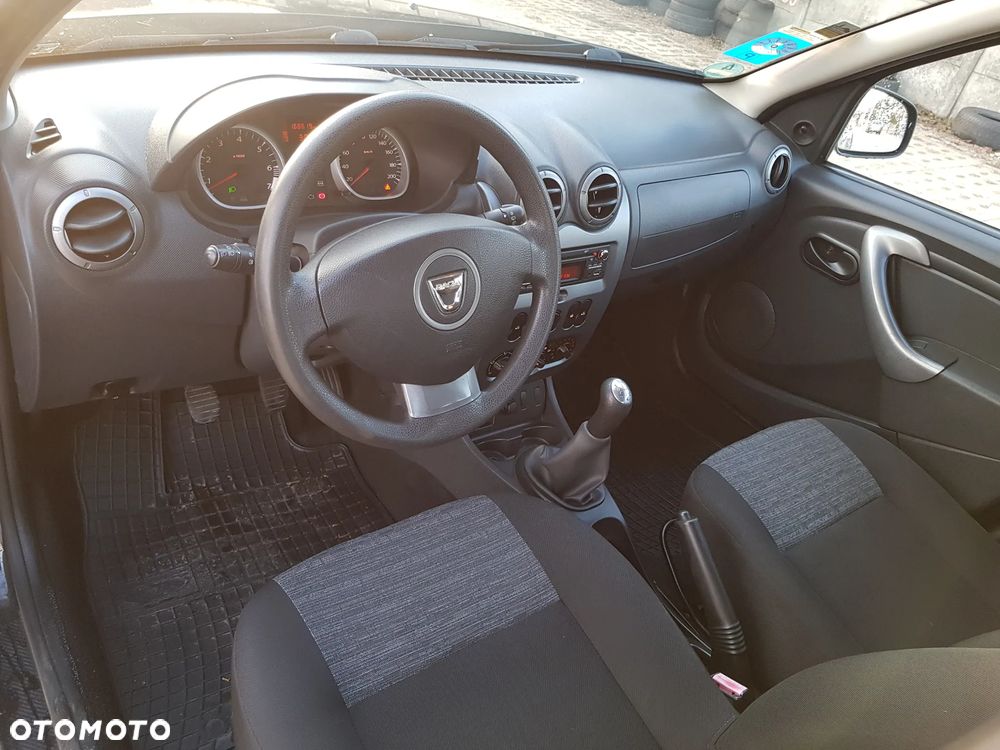 Dacia Duster 1.6 - 11