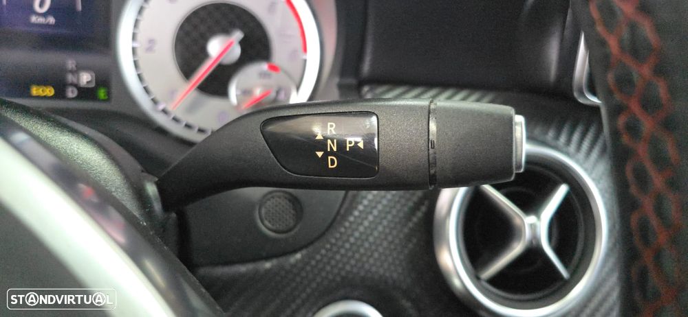 Mercedes-Benz A 180 d 7G-DCT AMG Line - 35