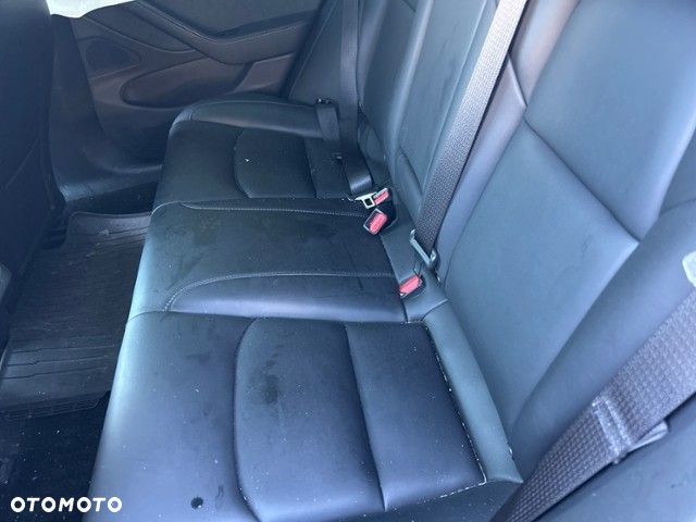 Tesla Model 3 - 16