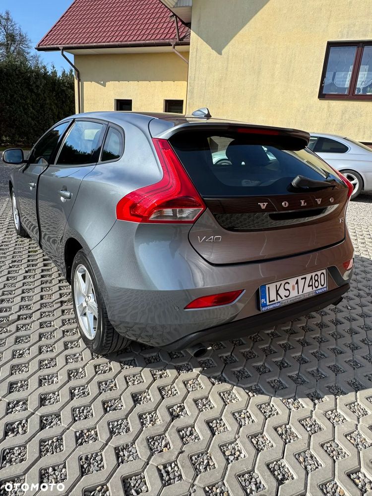Volvo V40 T3 Drive-E Momentum - 3