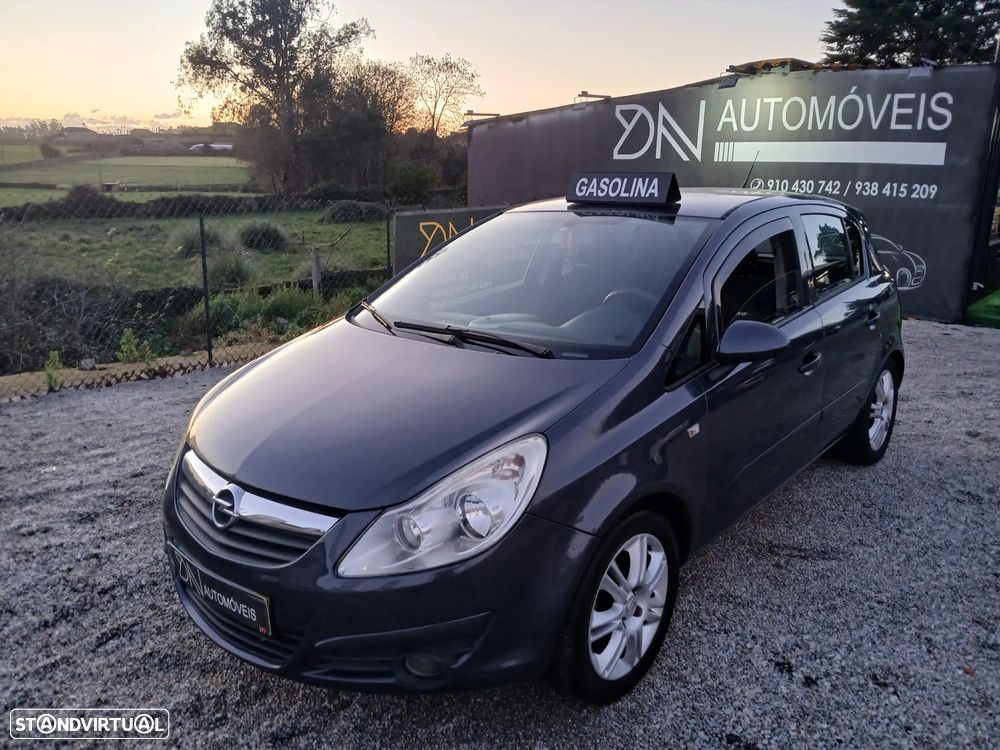 Opel Corsa 1.2 16V Cosmo - 1