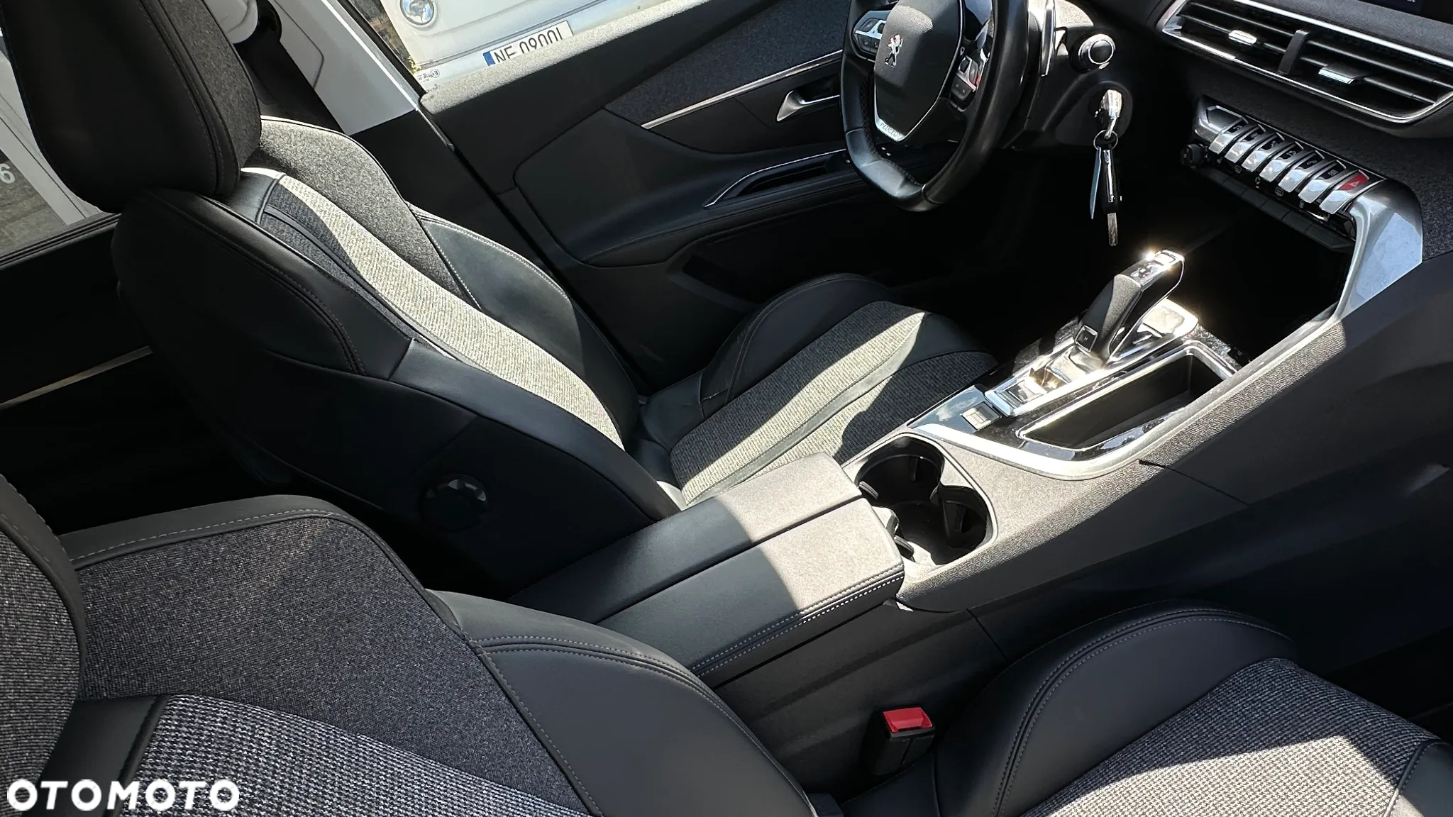 Peugeot 5008 - 21