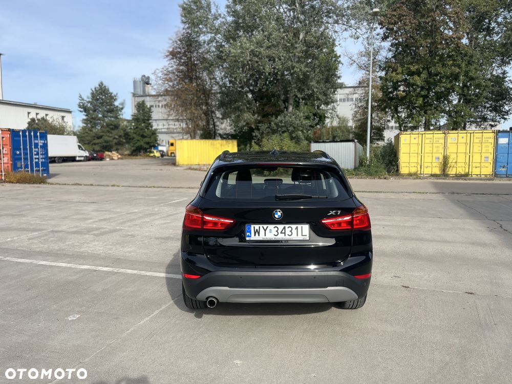 BMW X1 sDrive18i Advantage - 6