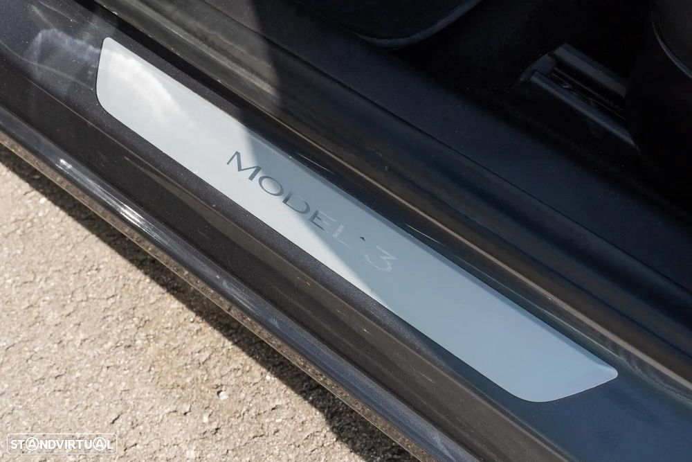 Tesla Model 3 Long-Range Dual Motor AWD - 49