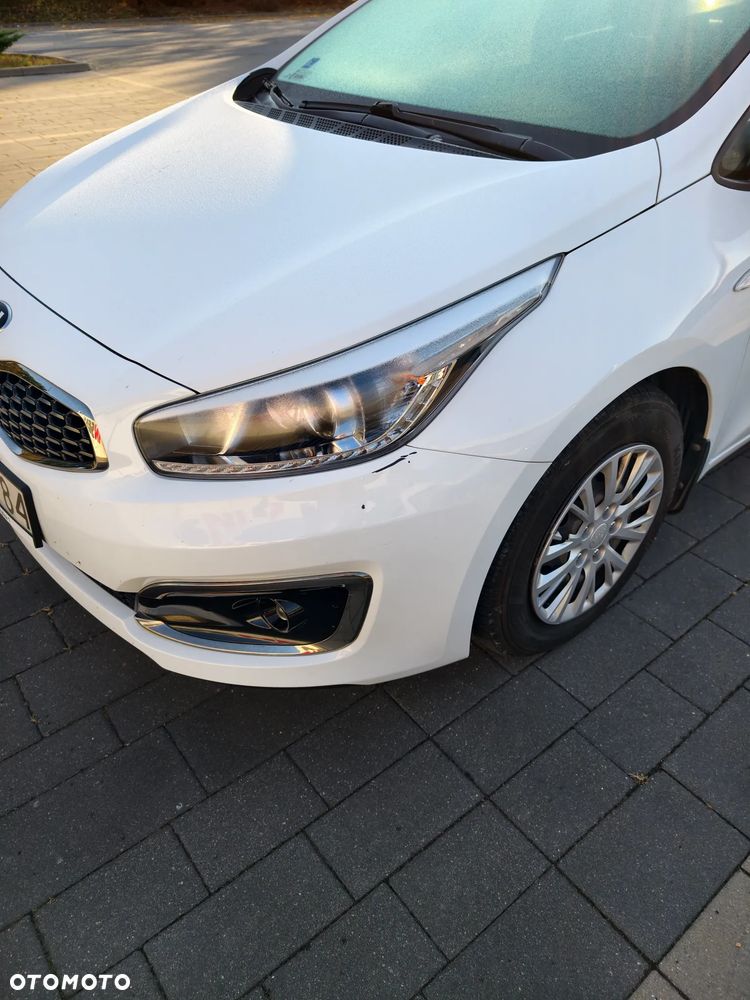 Kia Ceed 2018 photo 5