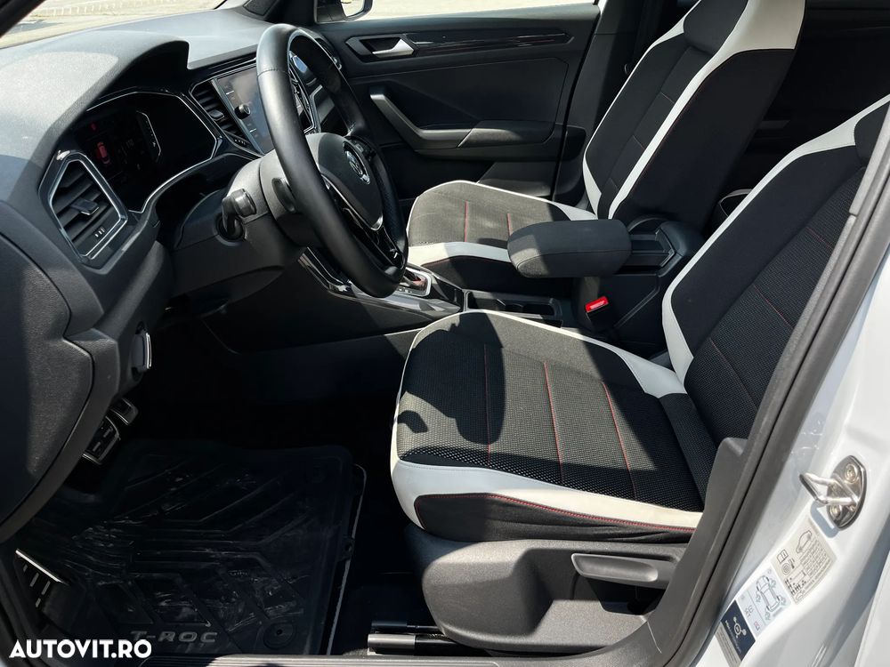 Volkswagen T-Roc - 11
