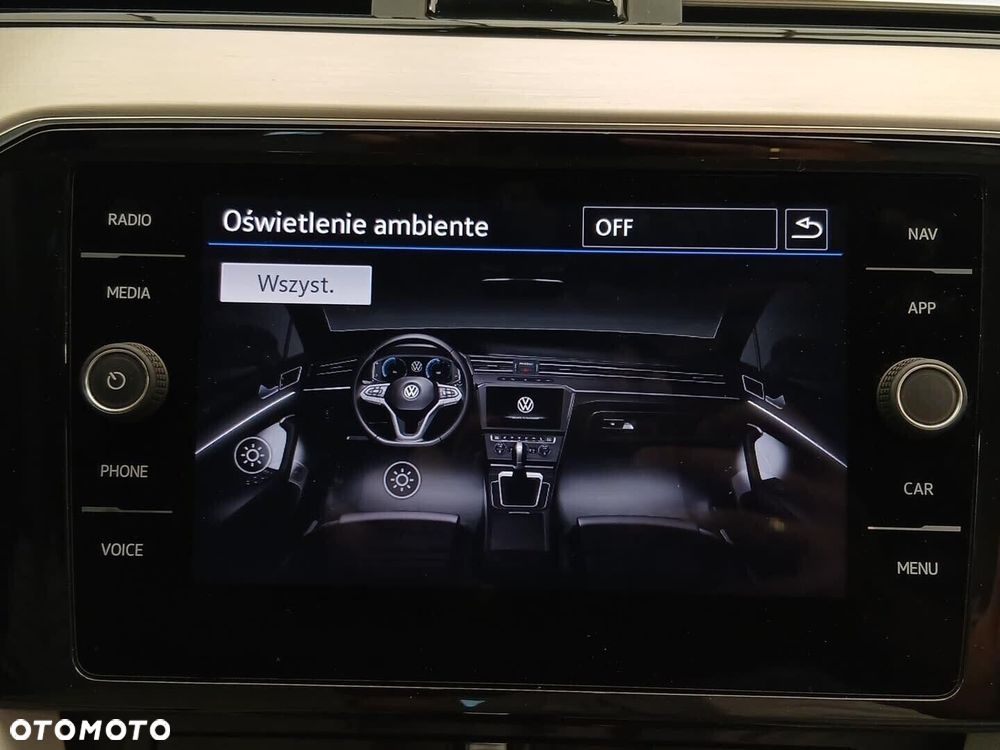 Volkswagen Passat 2.0 TDI Elegance DSG - 31