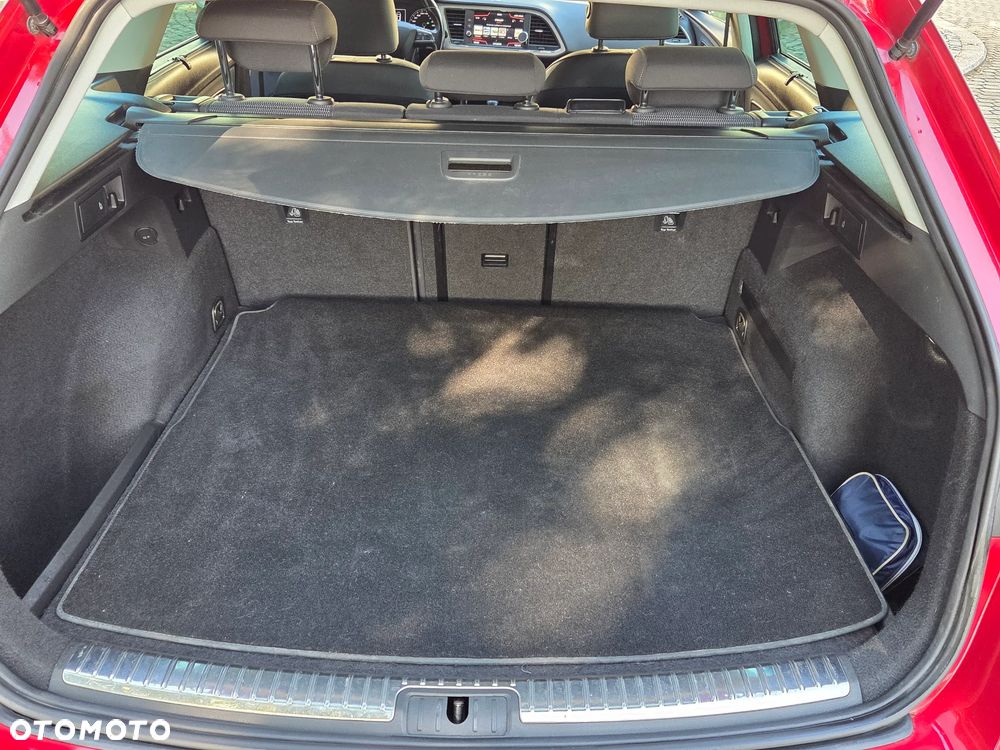 Seat Leon 2.0 TDI Xcellence S&S DSG - 24