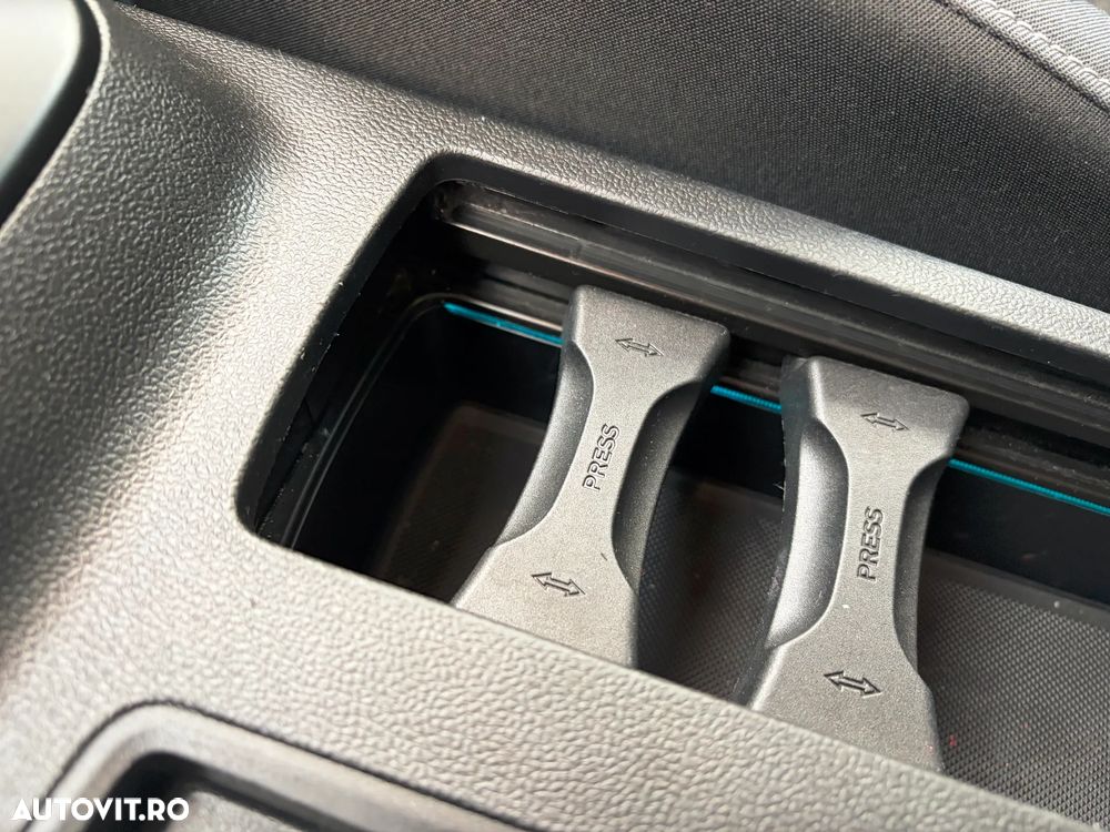 Ford Focus 1.0 EcoBoost Connected - 22