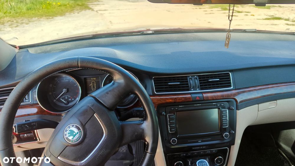 Skoda Superb 1.8 TSI Ambition - 22