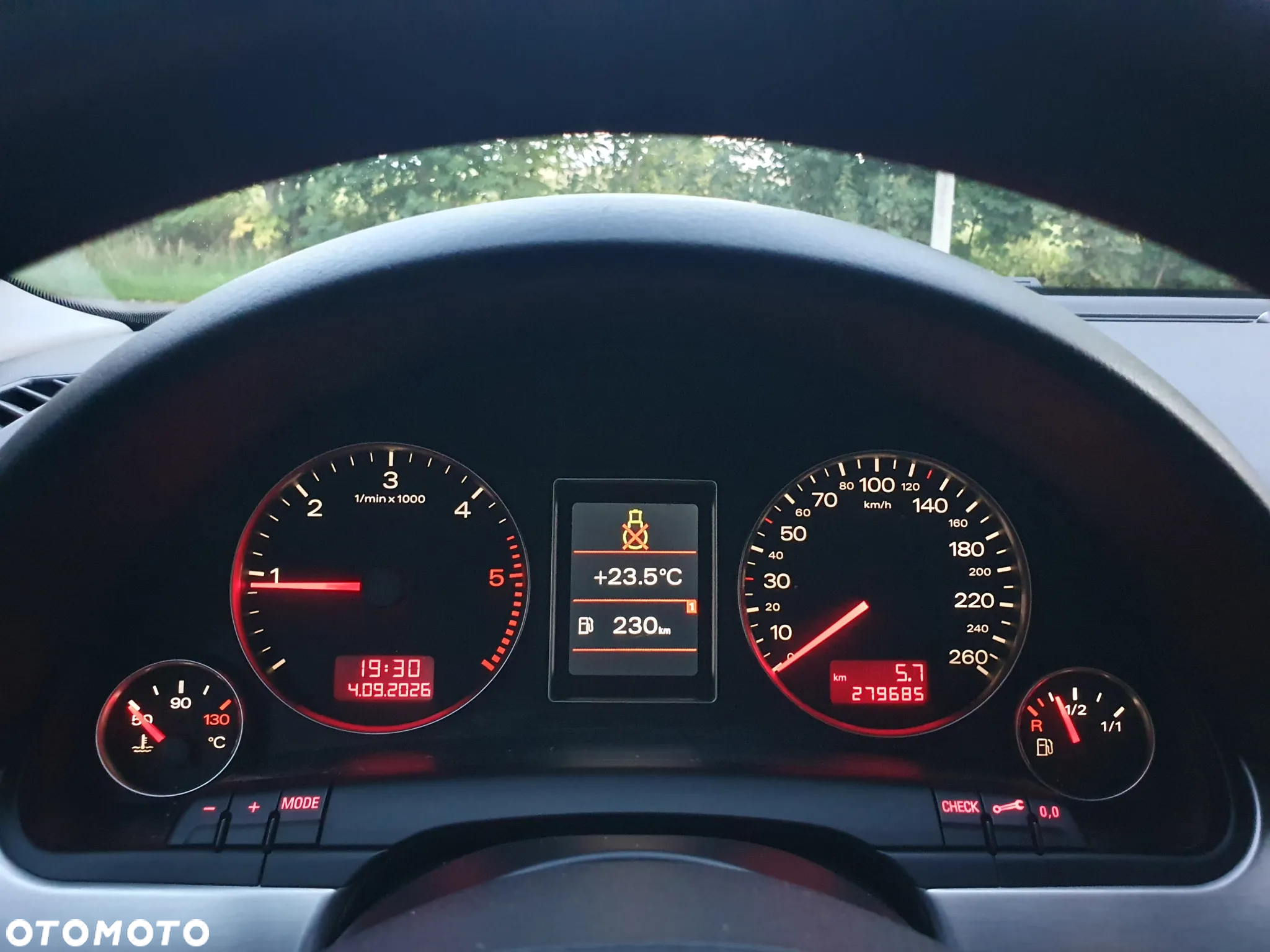 Audi A4 Avant 2.0 TDI - 12