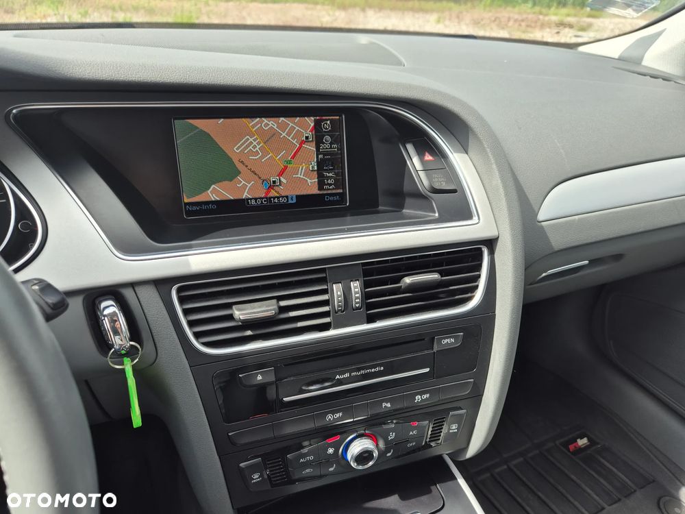 Audi A4 Avant 2.0 TDI ultra - 15