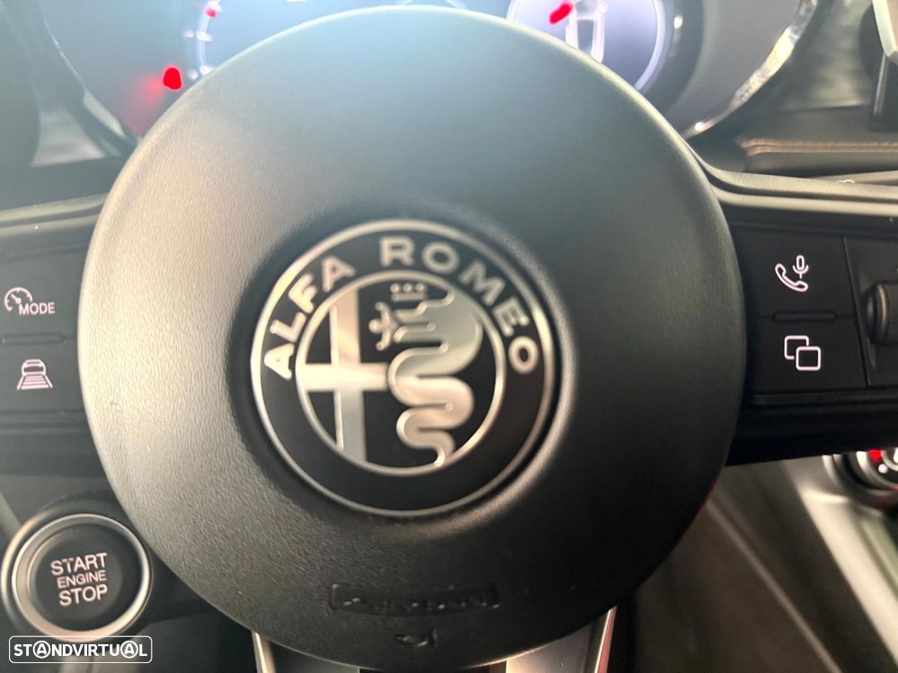 Alfa Romeo Tonale 1.3 Plug-In Hybrid Edizione Speciale e-AWD - 31