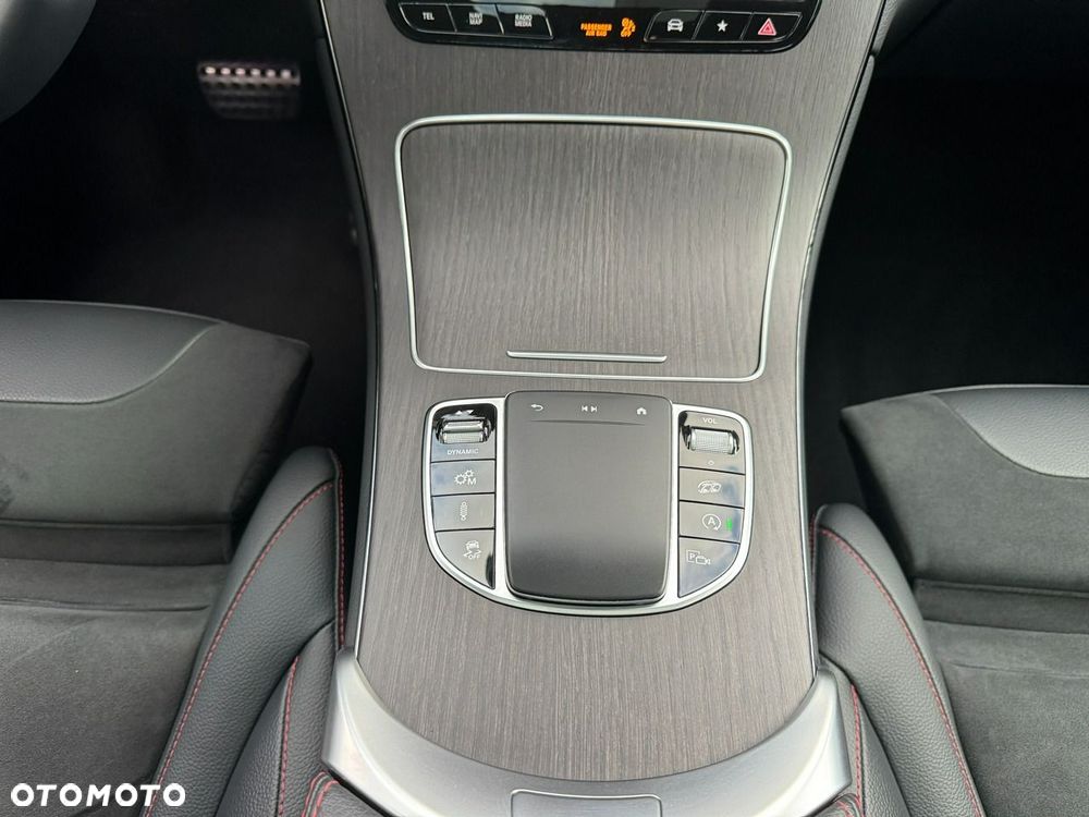 Mercedes-Benz GLC AMG 43 4Matic 9G-TRONIC - 32