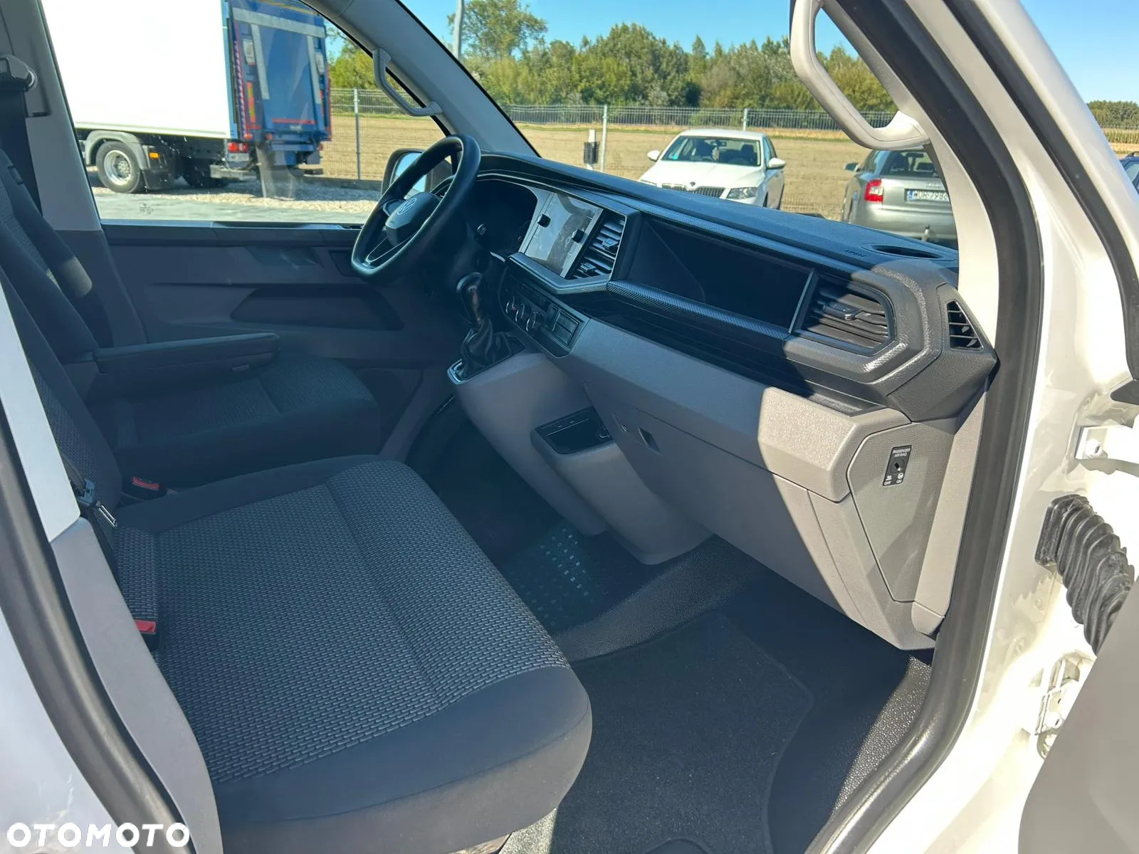 Volkswagen Transporter T6.1 L2H1 Long 2.0 TDI 150KM Automat DSG **Kamera cofania**Czujniki parkowania**NAVI**2021R** - 14