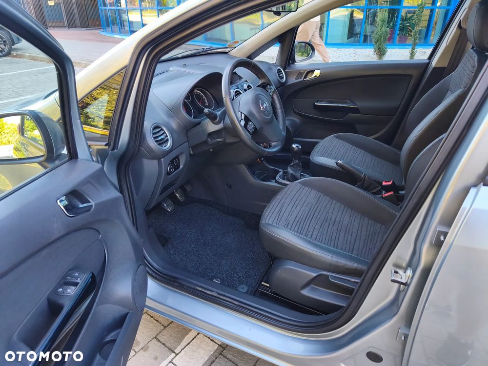 Opel Corsa - 11