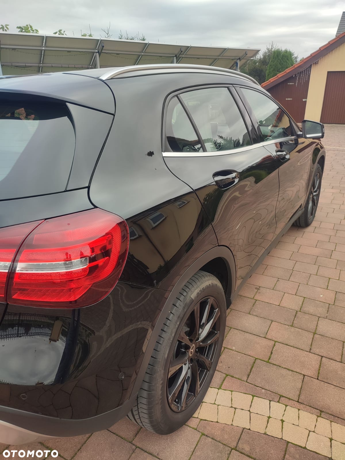 Mercedes-Benz GLA 200 7G-DCT - 5