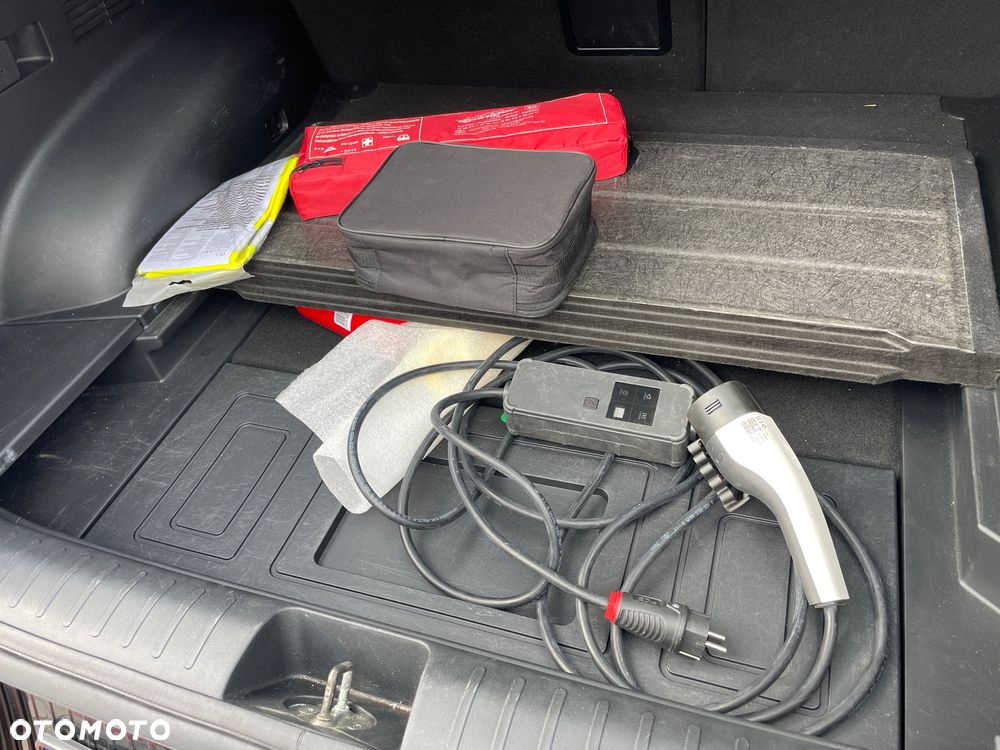 Kia EV6 77,4-kWh AWD Business - 30