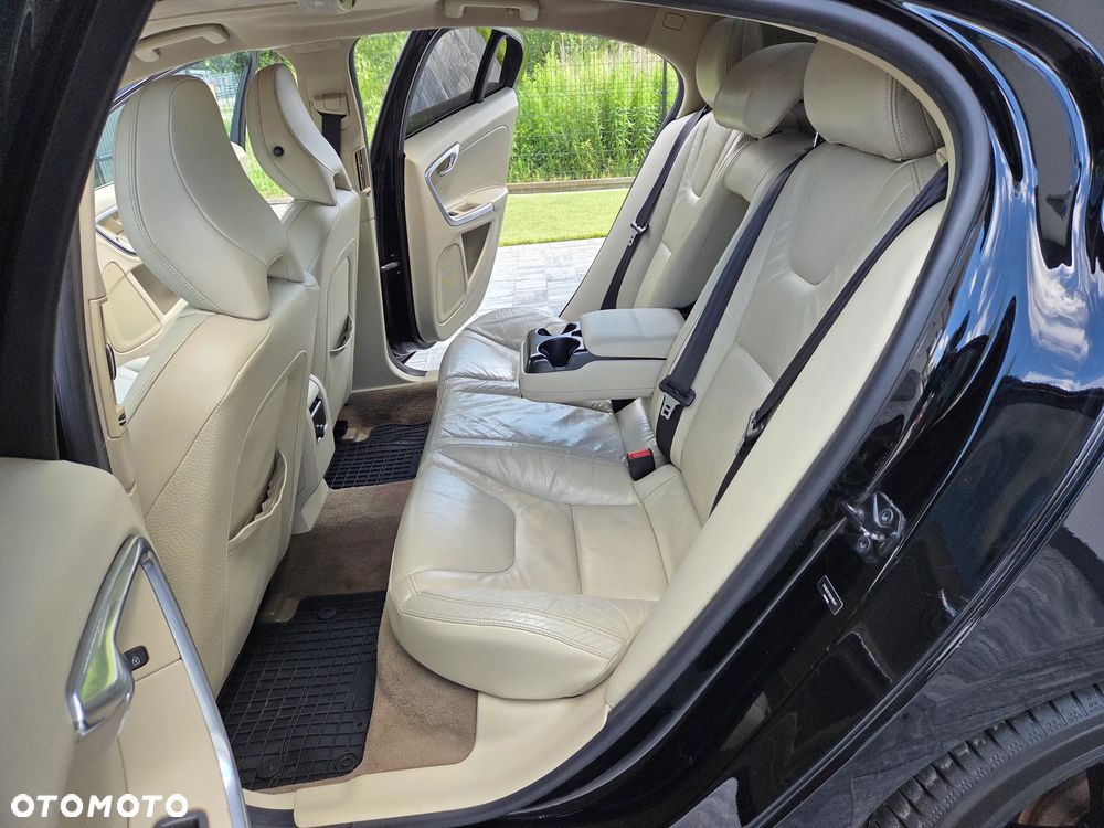 Volvo S60 - 27