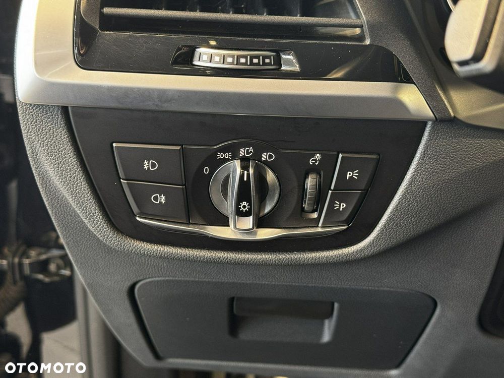 BMW X3 - 19