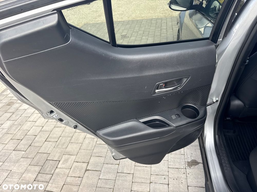 Toyota C-HR 1.8 Hybrid GPF GR Sport - 23