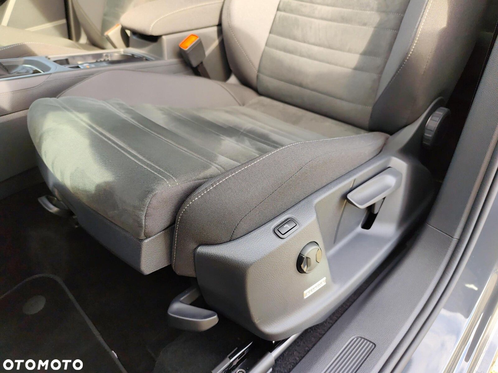 Volkswagen Touran 1.5 TSI EVO Highline DSG - 12