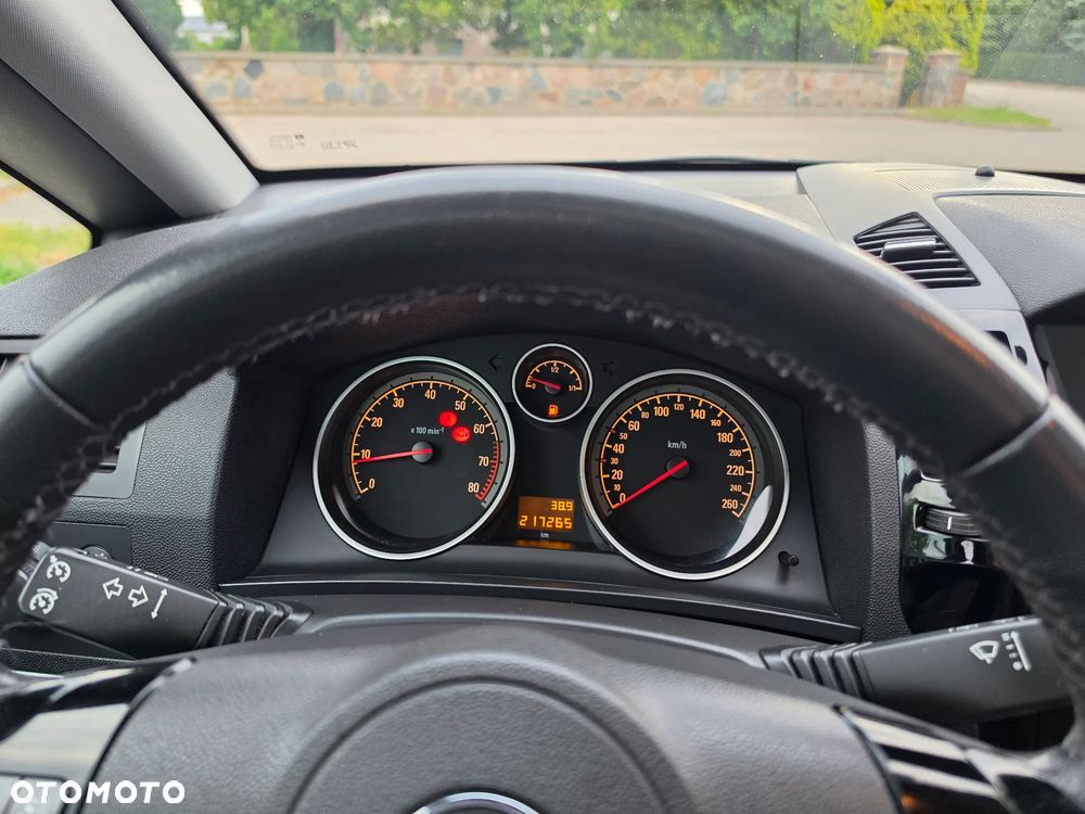 Opel Zafira 1.8 Innovation 110 Jahre - 30