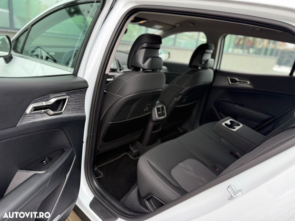 Kia Sportage 1.6 T-GDI 2WD Eco-Dynamics + (48V M-H) Ultimate Edition - 30