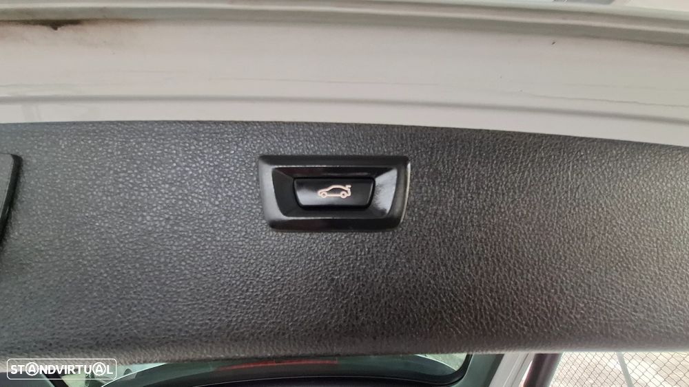 BMW 318 d Touring Auto Pack M - 50