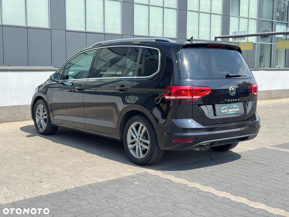 Volkswagen Touran 2.0 TDI BMT Highline DSG - 12