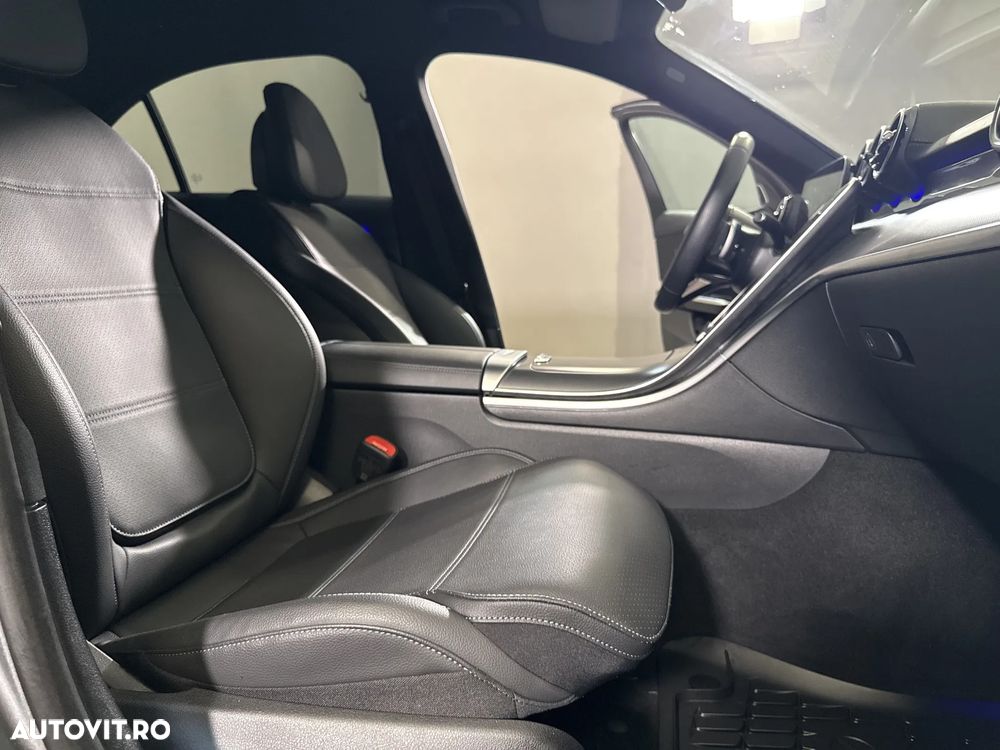 Mercedes-Benz C 300 MHEV 4MATIC - 12