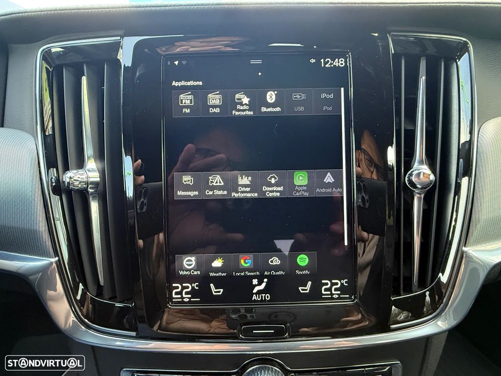 Volvo V90 2.0 B4 R-Design Geartronic - 36