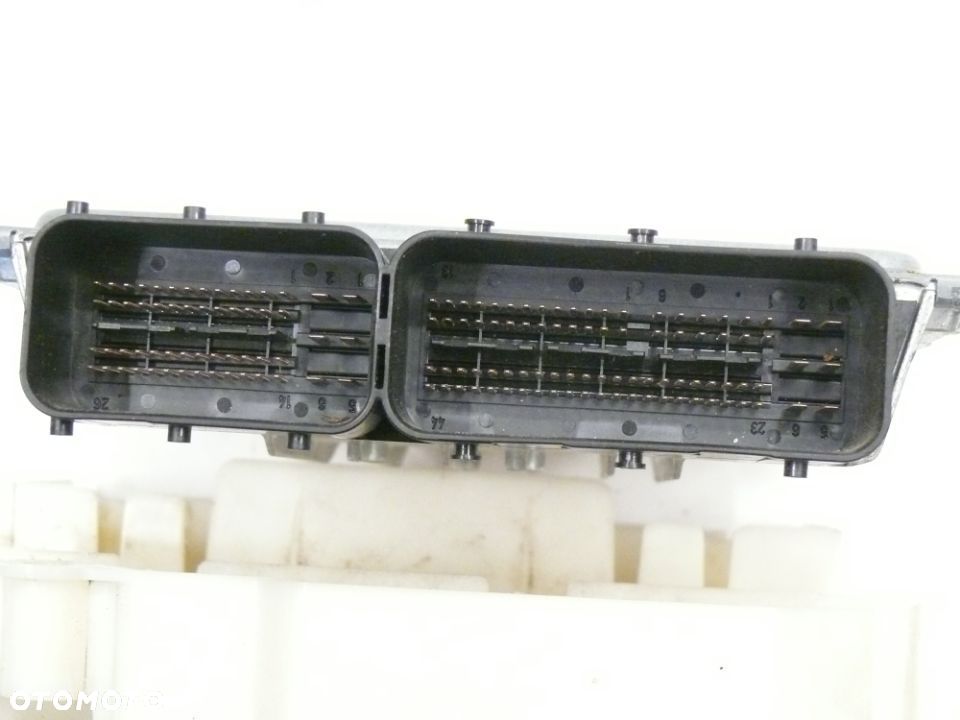 KOMPUTER STEROWNIK SILNIKA BMW E63 E64 630i 3.0 - 6