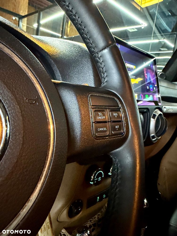 Jeep Wrangler 3.6 Sahara - 32