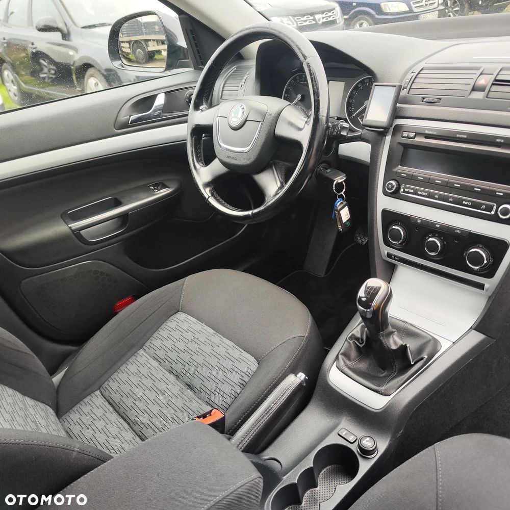 Skoda Yeti 1.6 TDI GreenLine - 12
