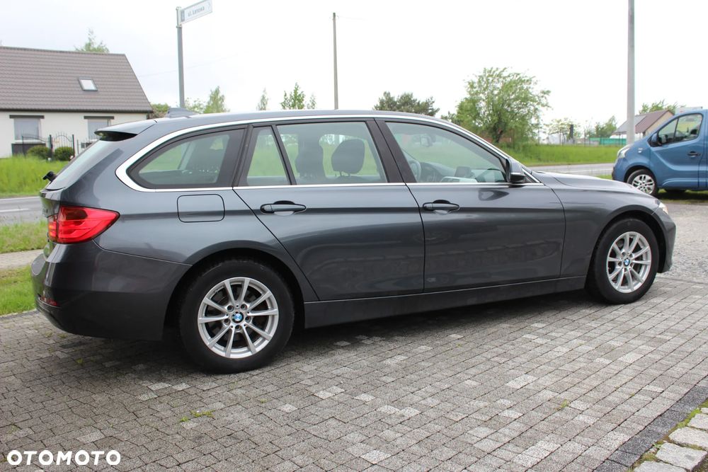 BMW Seria 3 318d Blue Performance - 5