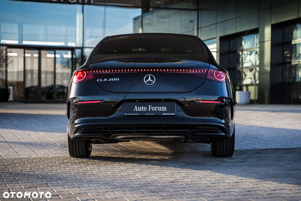 Mercedes-Benz CLA - 12