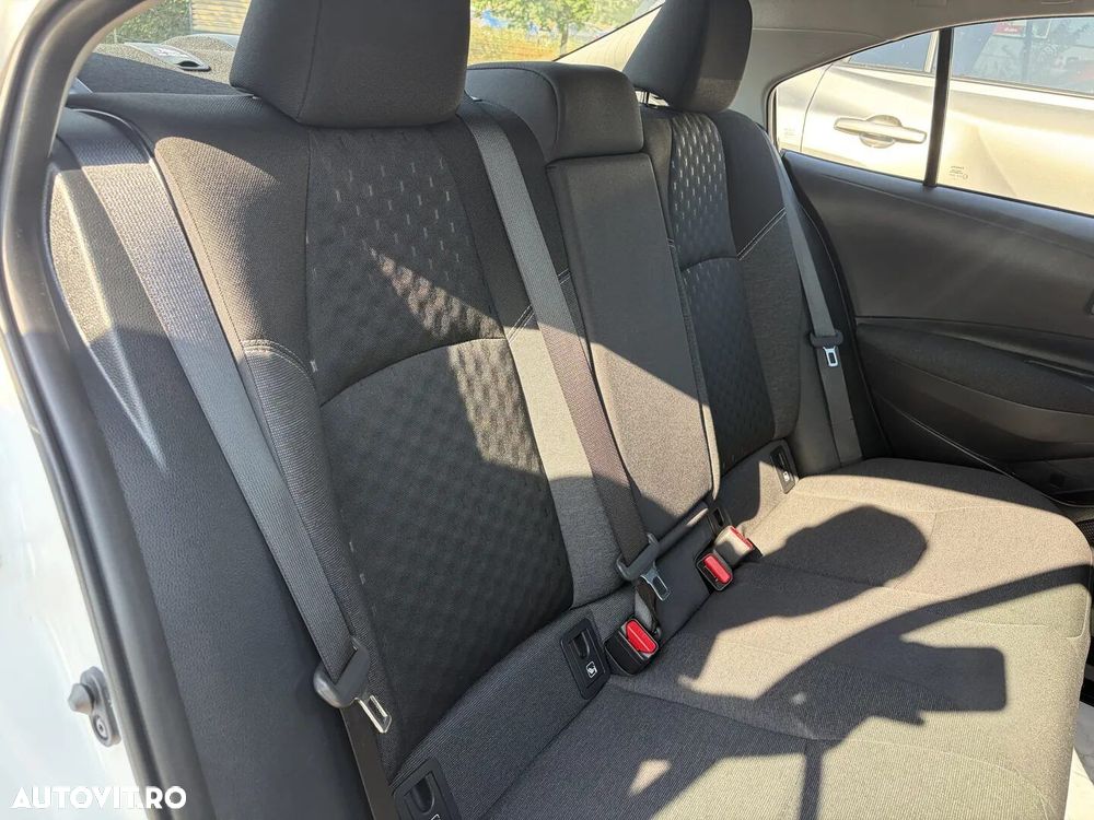Toyota Corolla - 15