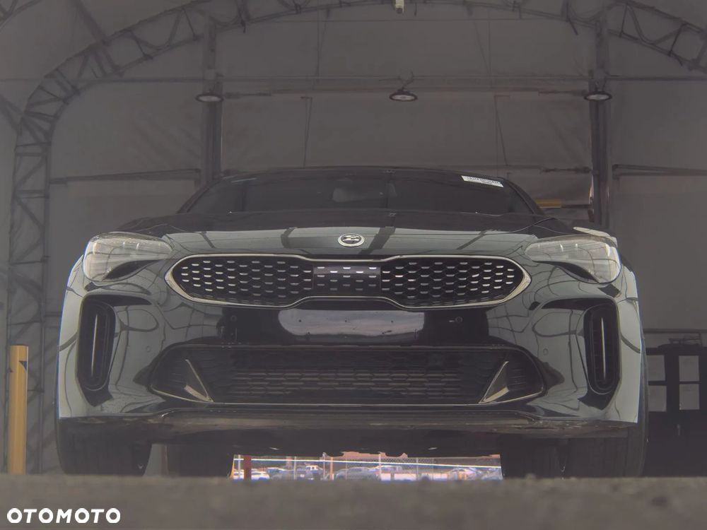 Kia Stinger 3.3 T-GDI V6 GT AWD - 3