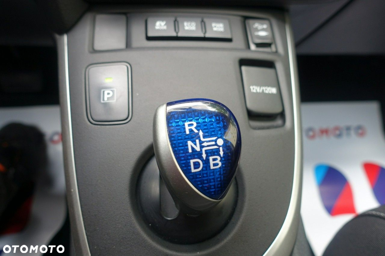 Toyota Auris - 22