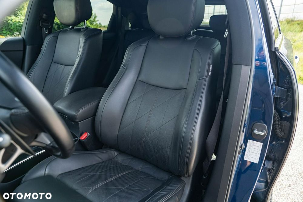 Infiniti QX70 - 26