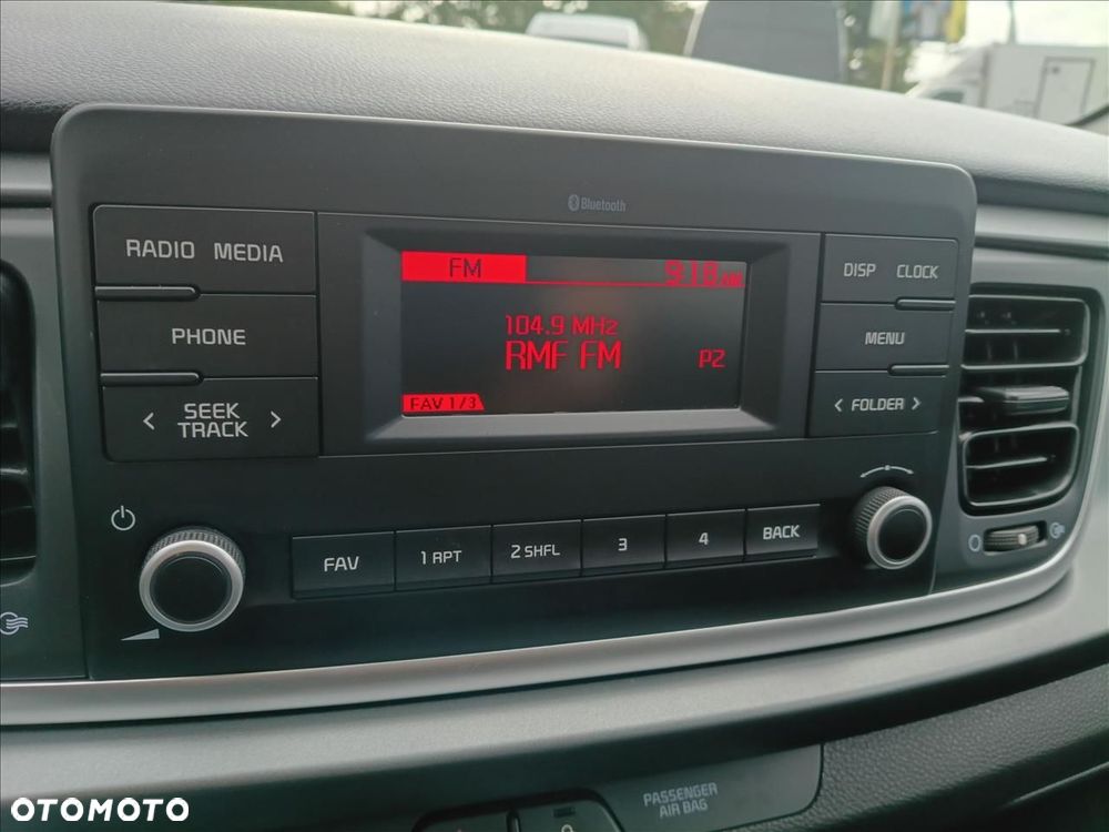 Kia Rio 1.2 M - 24