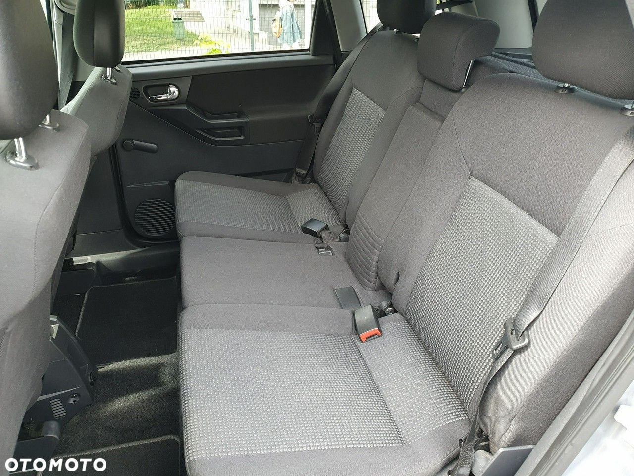 Opel Meriva - 12