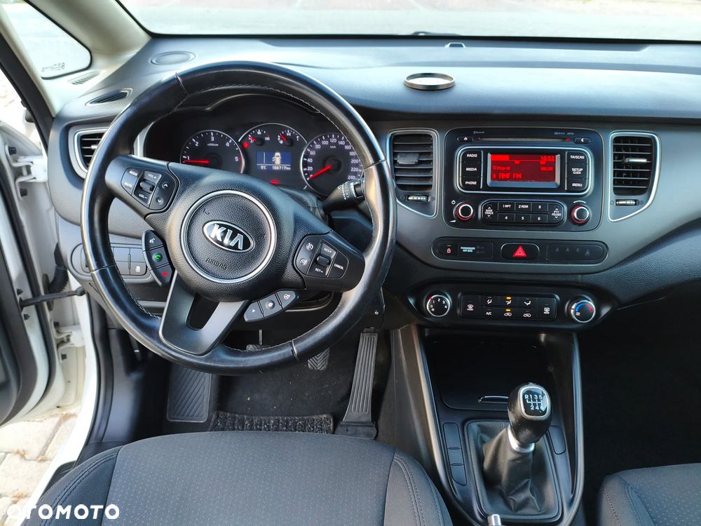 Kia Carens 1.7 CRDi L - 26