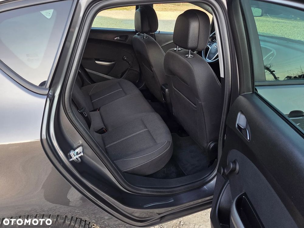 Opel Astra 1.4 Turbo Selection - 18