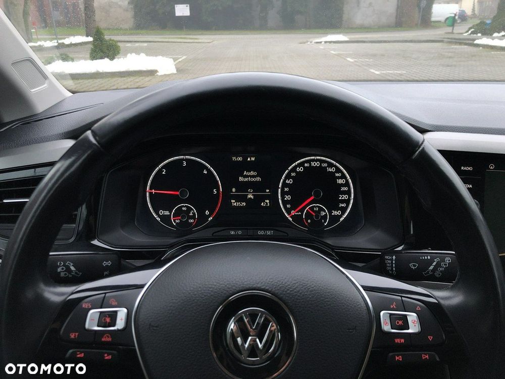 Volkswagen Polo - 16