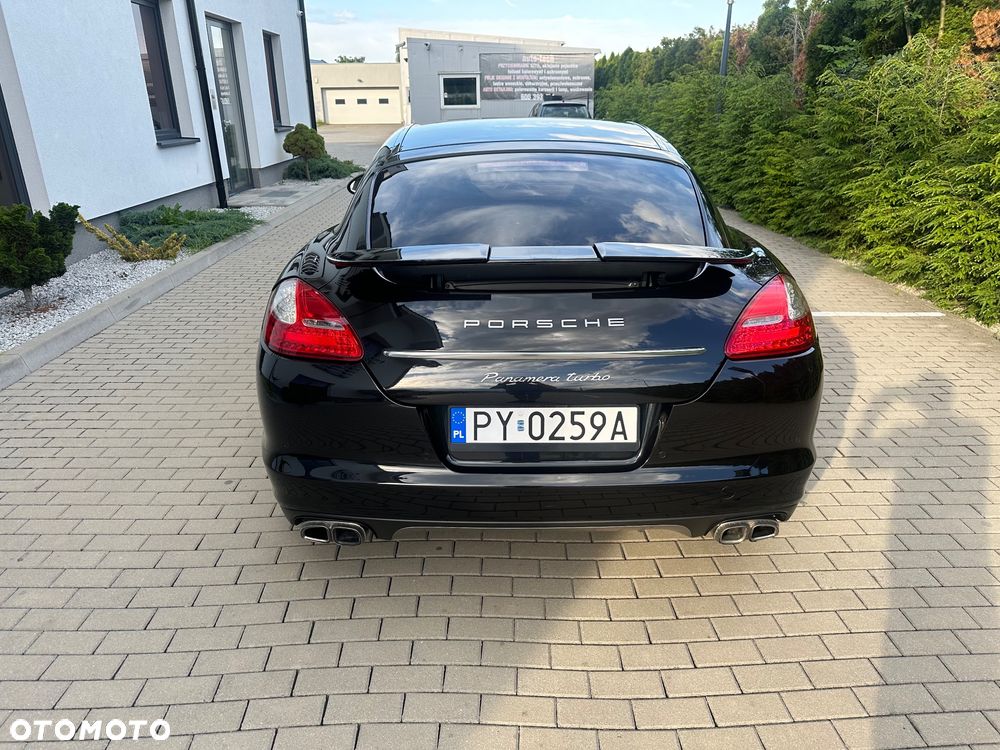 Porsche Panamera Turbo - 19