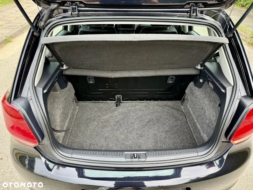 Volkswagen Polo 1.4 16V Comfortline - 33