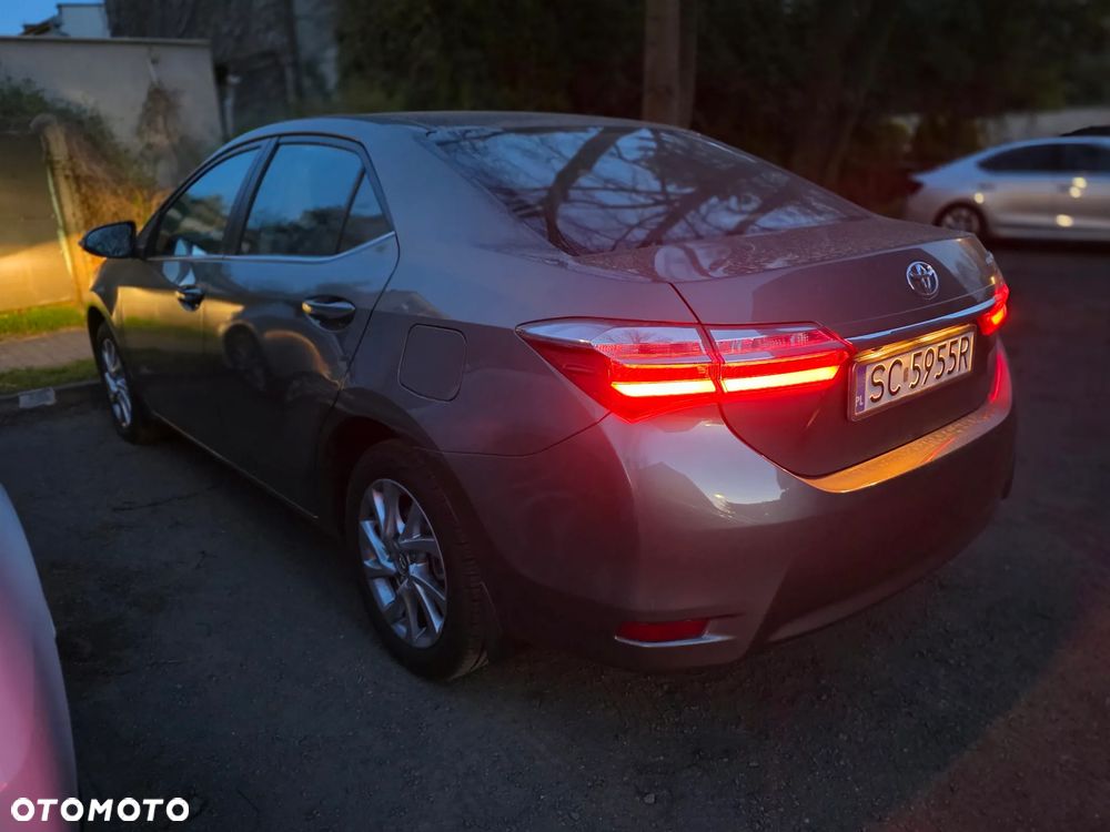 Toyota Corolla 1.6 Comfort - 7
