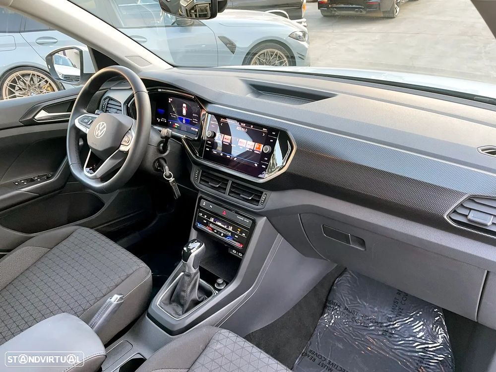 VW T-Cross 1.0 TSI Life DSG - 42